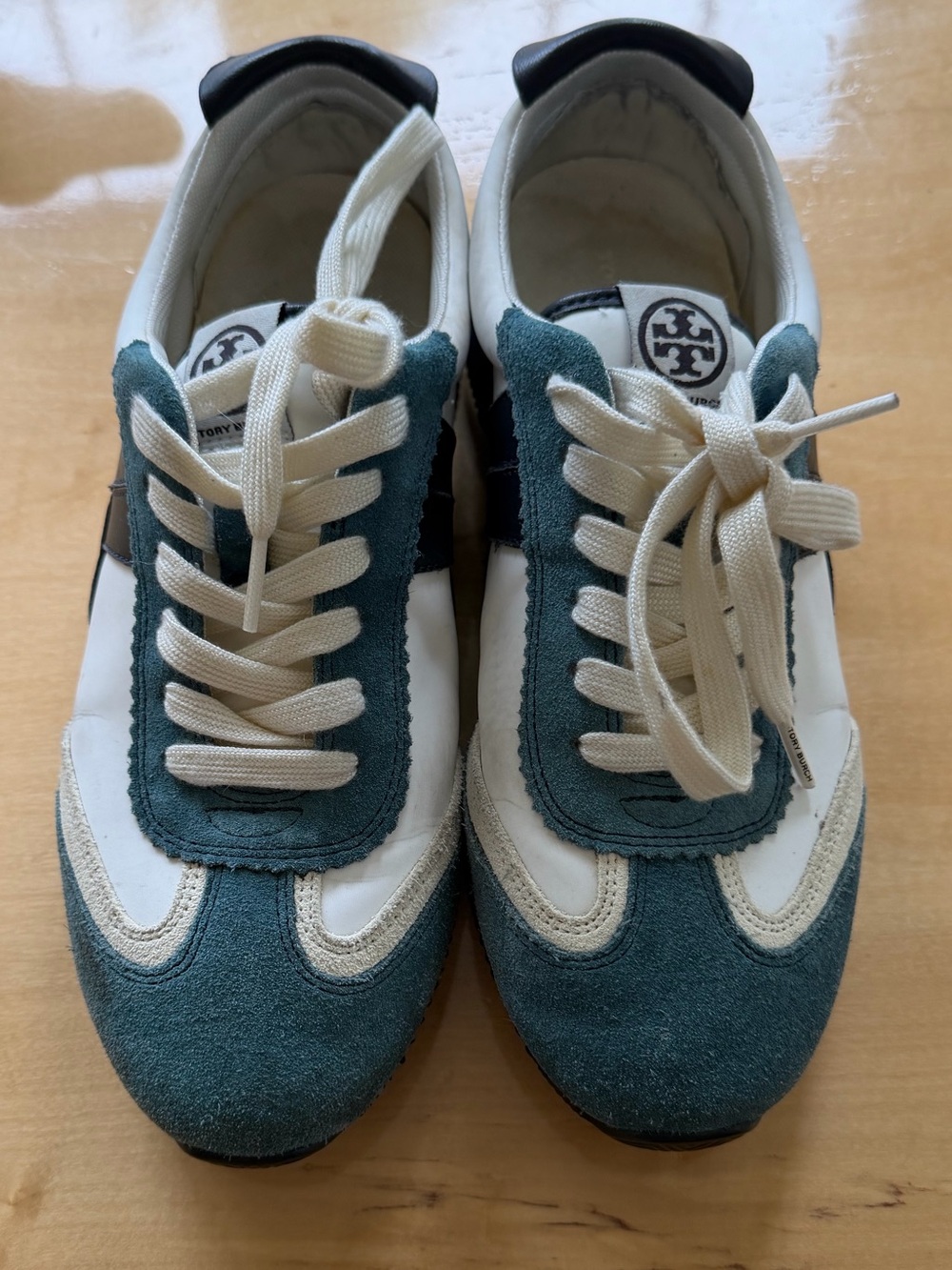 Tory Burch Hank Suede & Leather Sneakers in Blue and White. Size 8.5
